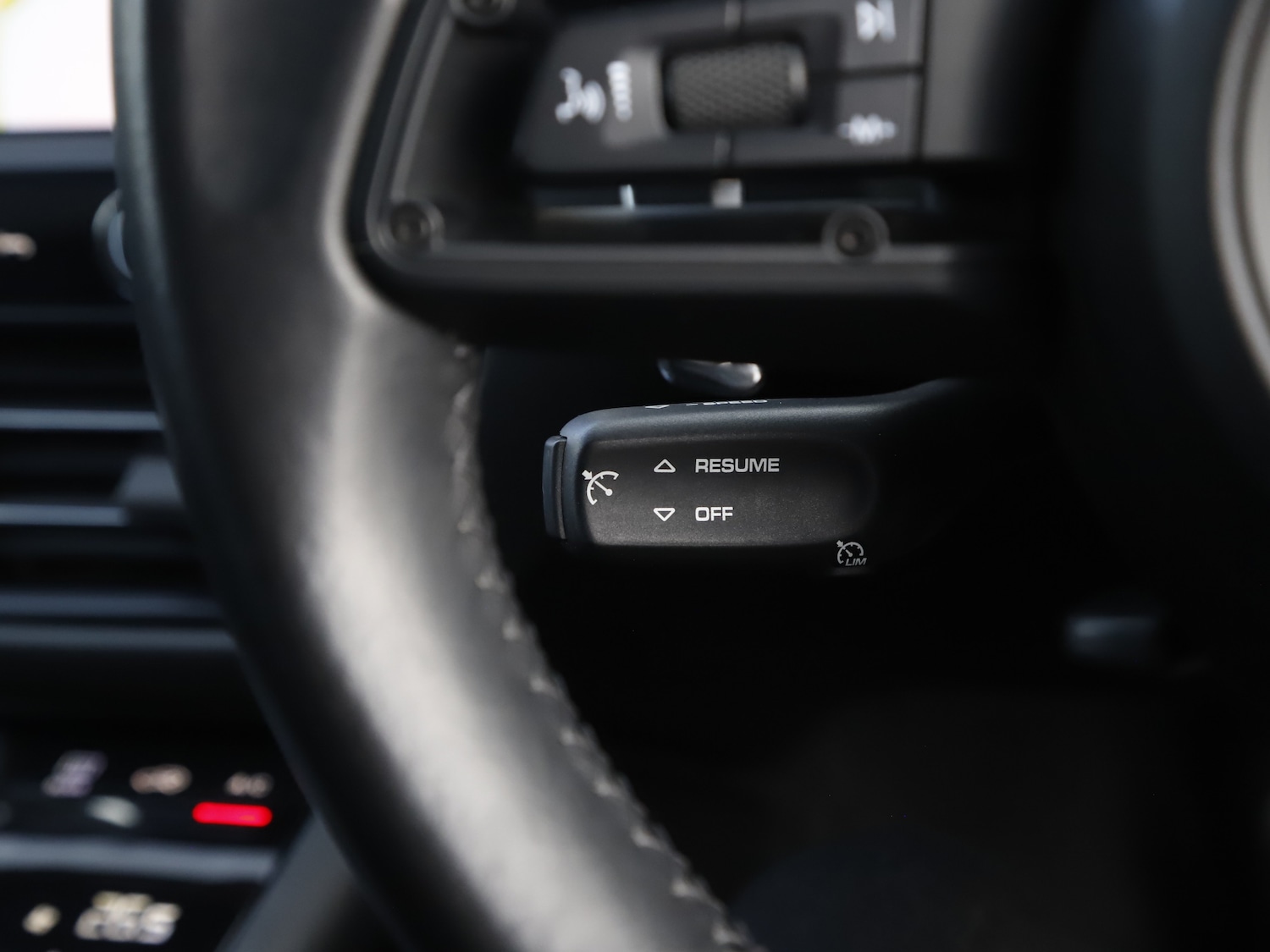 Used Porsche Macan 2024 for sale - 77494114: Photo 47