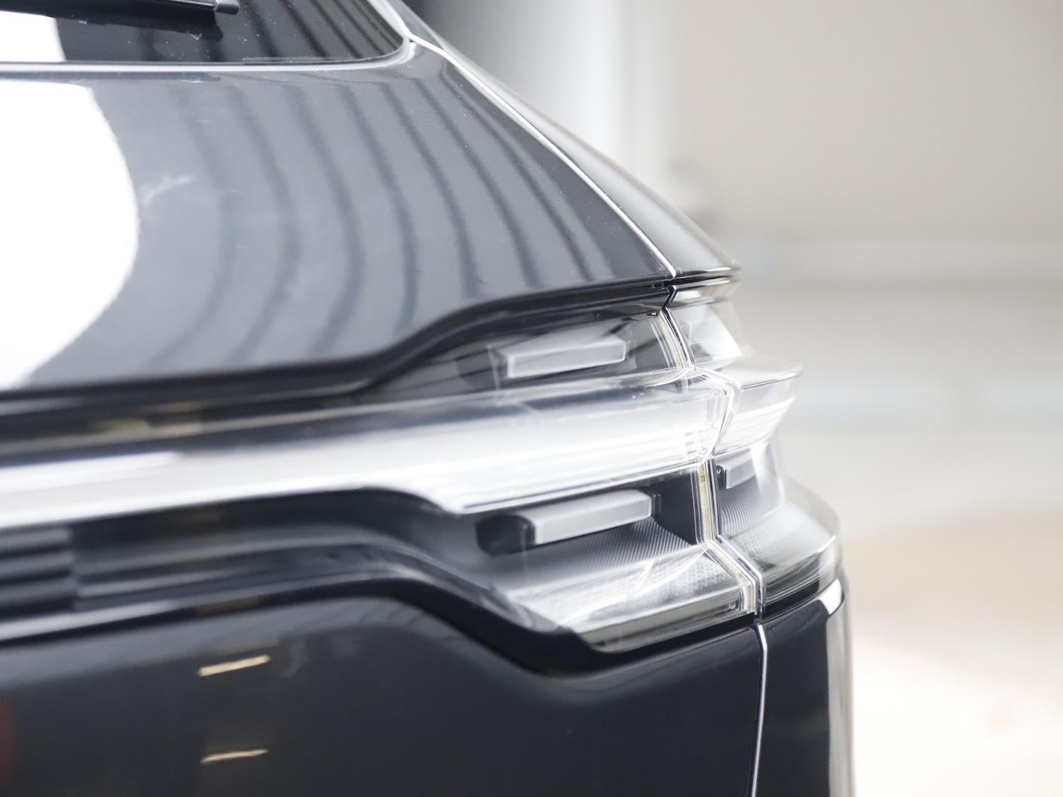 Used Porsche Macan 2023 for sale - 76344983: Photo 11