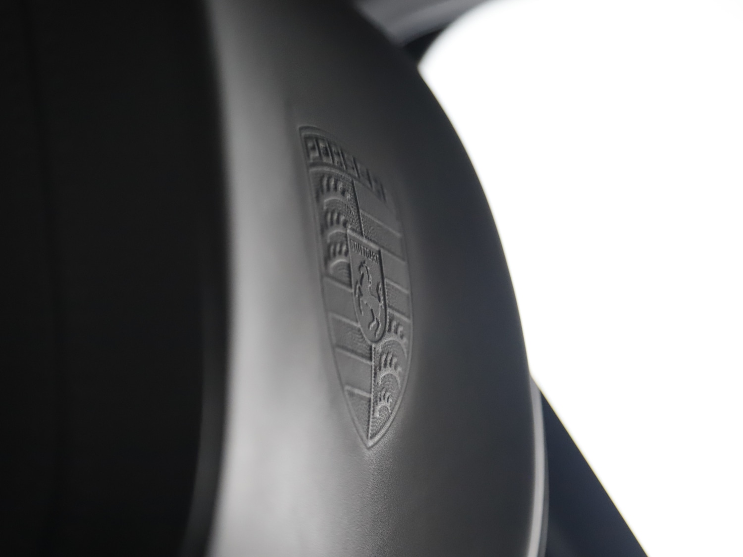 Used Porsche Macan 2023 for sale - 76344983: Photo 24