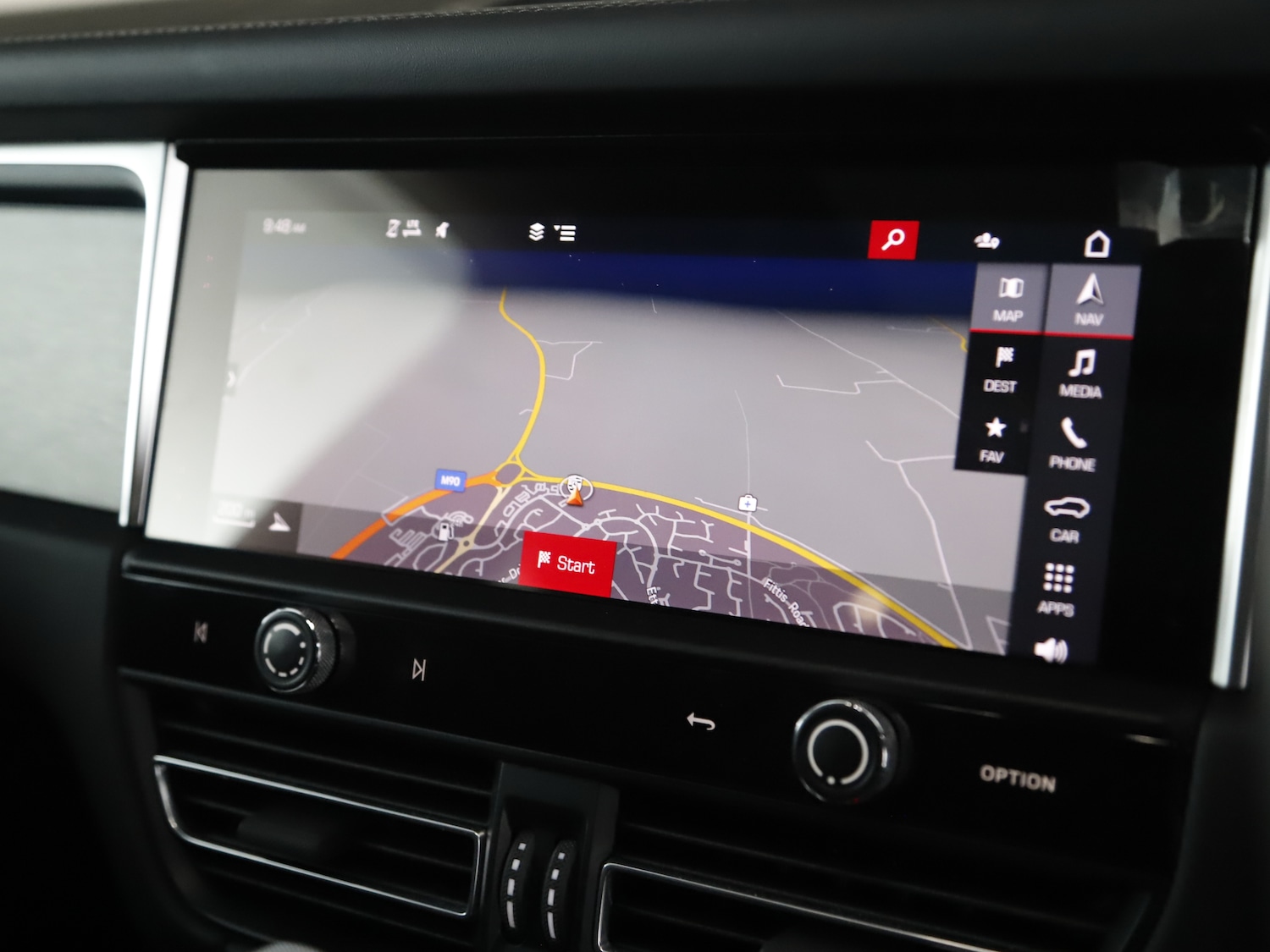 Used Porsche Macan 2023 for sale - 76344983: Photo 39
