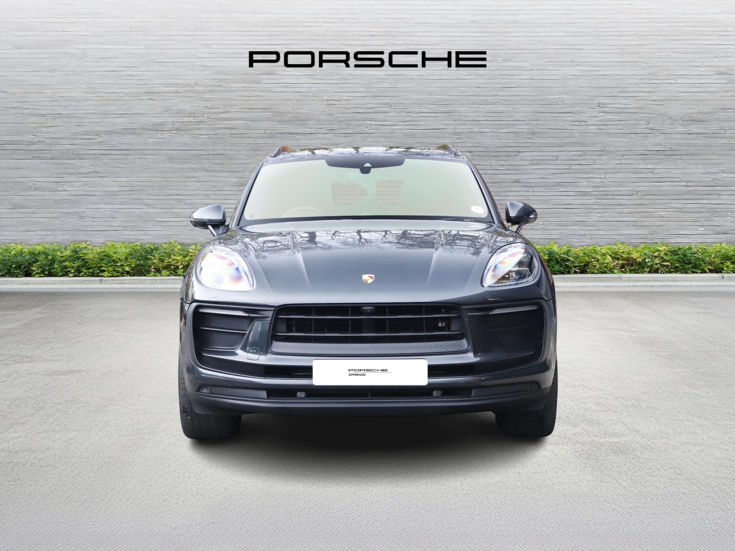 Used Porsche Macan 2023 for sale - 76344983: Photo 6