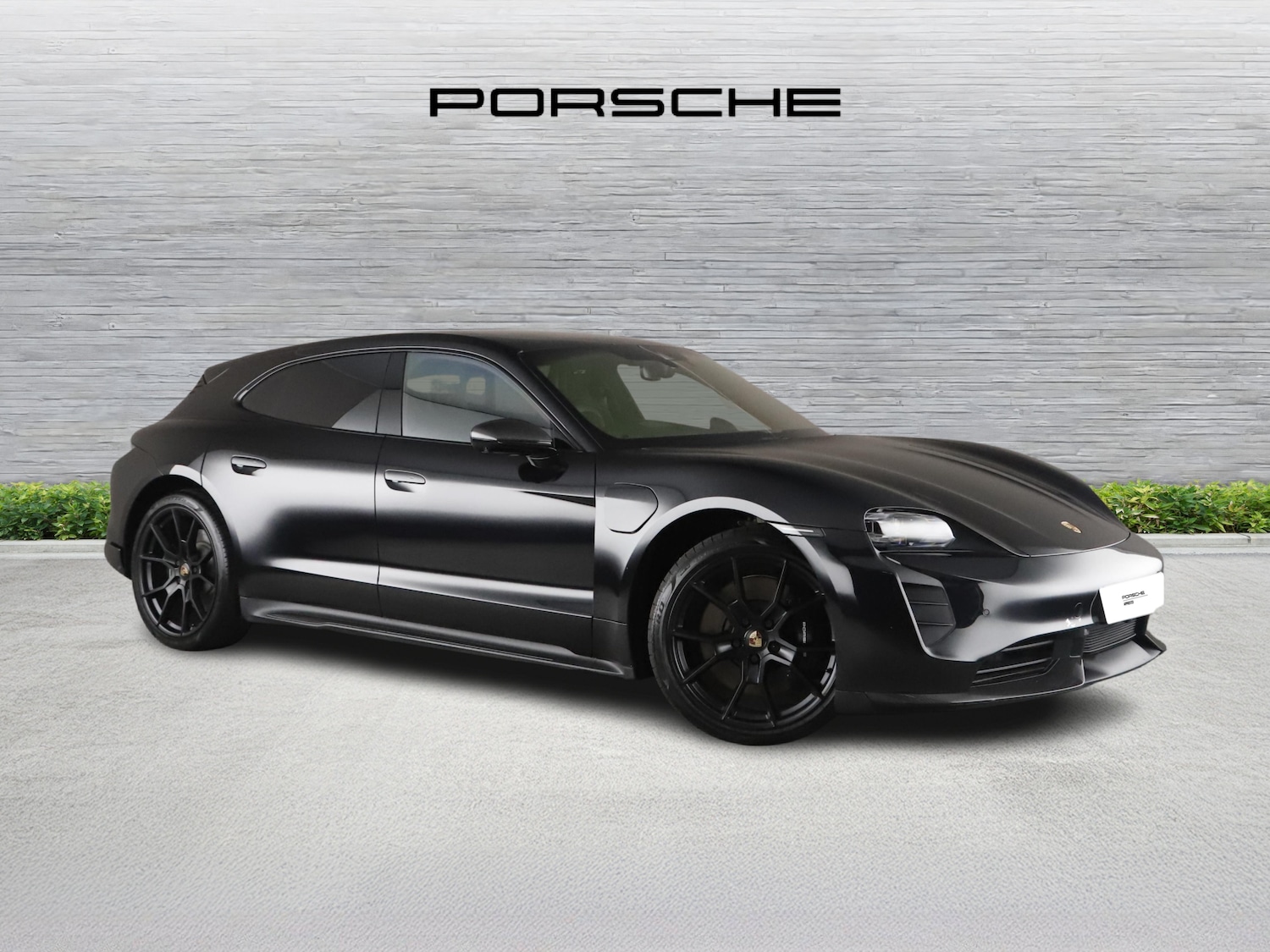 Used Porsche Taycan 2022 for sale - 76184802: Photo 1