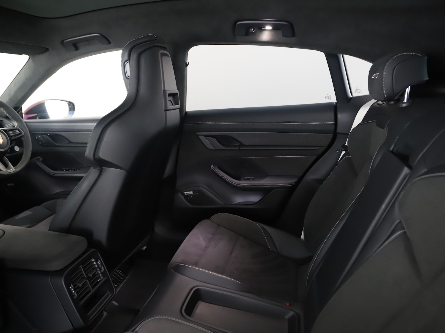 Used Porsche Taycan 2022 for sale - 76184802: Photo 17