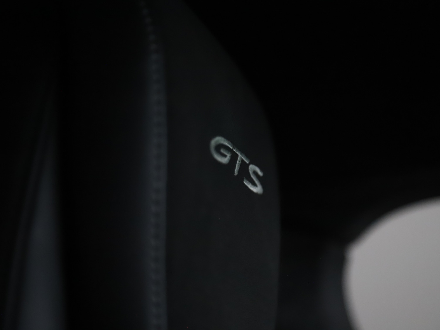 Used Porsche Taycan 2022 for sale - 76184802: Photo 36