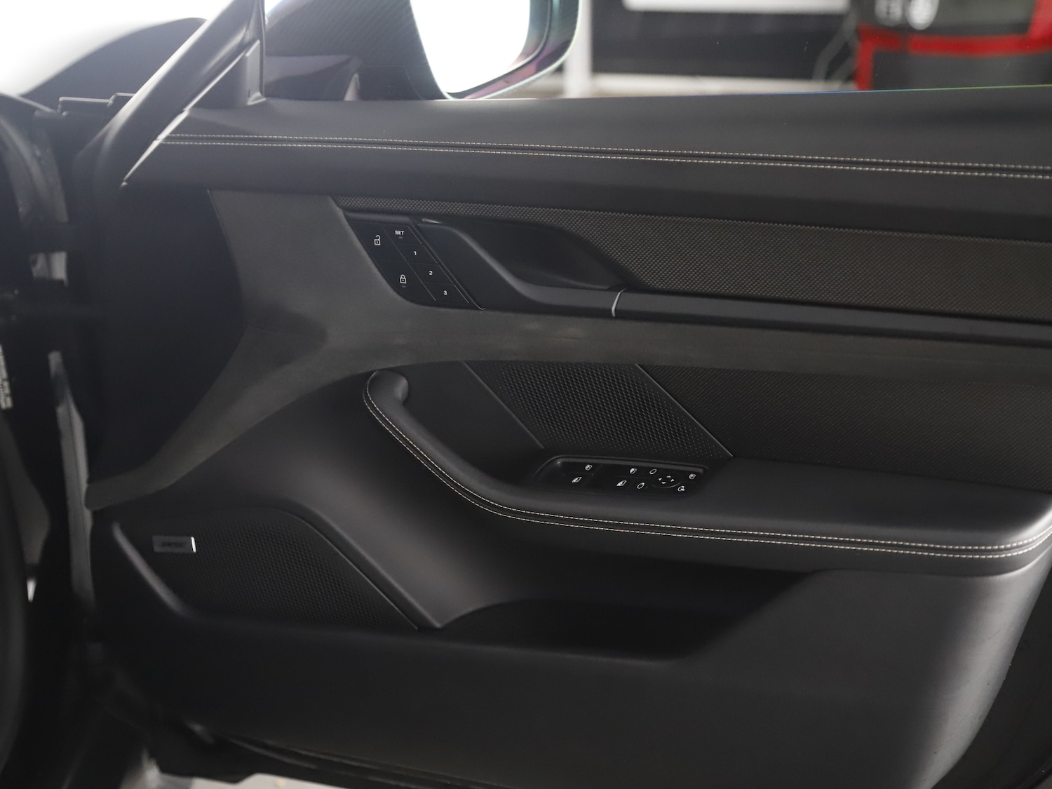 Used Porsche Taycan 2022 for sale - 76184802: Photo 39