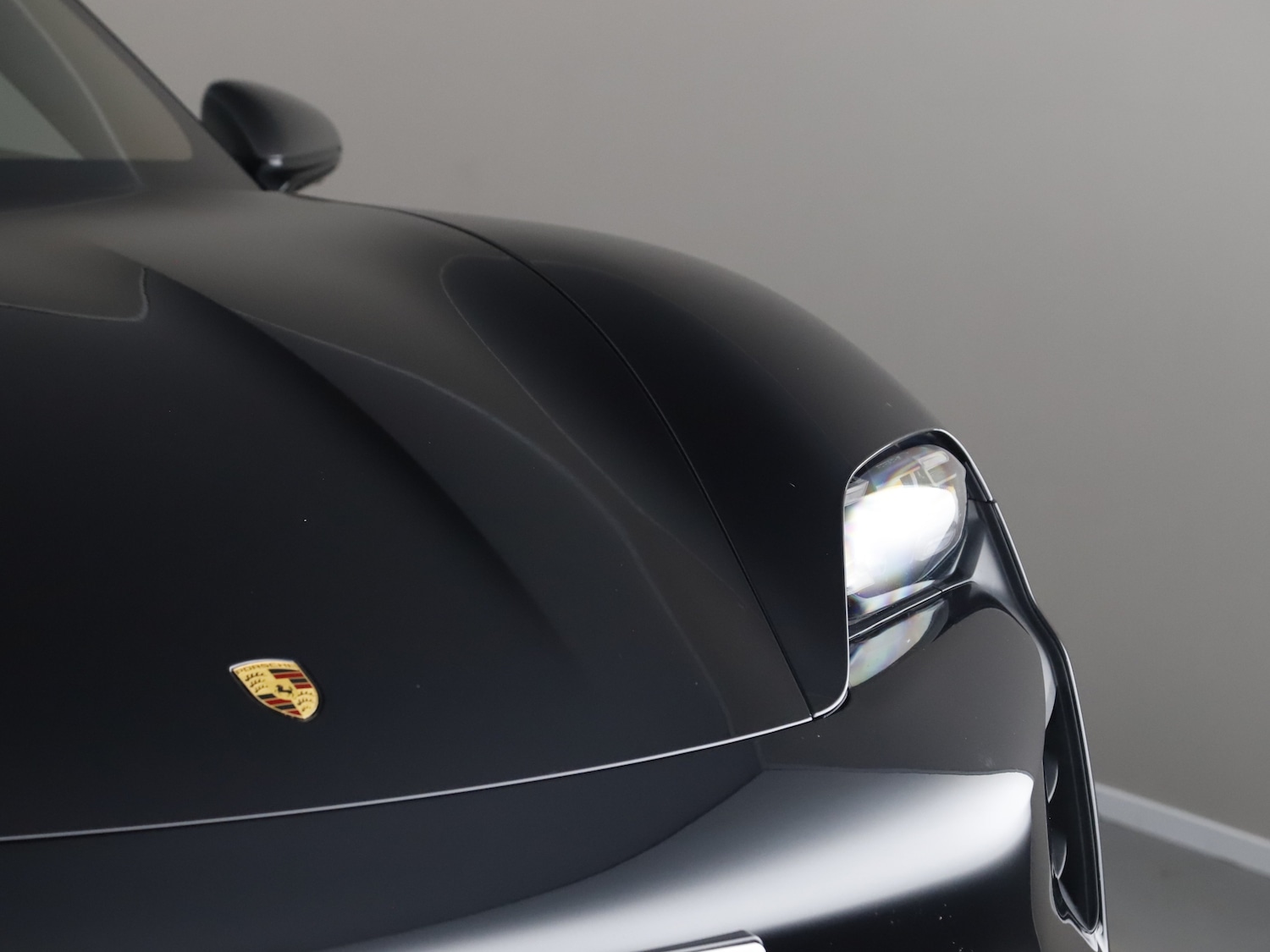 Used Porsche Taycan 2022 for sale - 76184802: Photo 40