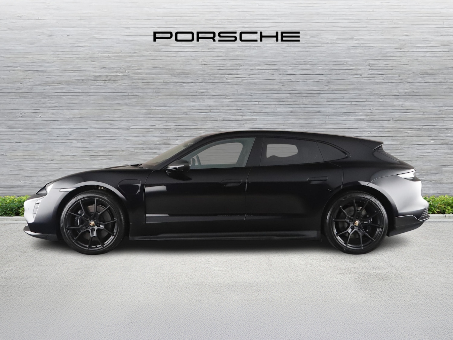 Used Porsche Taycan 2022 for sale - 76184802: Photo 5