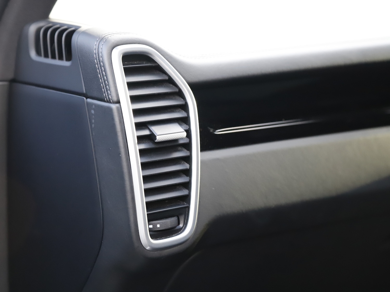 Used Porsche Cayenne 2019 for sale - 76546020: Photo 34