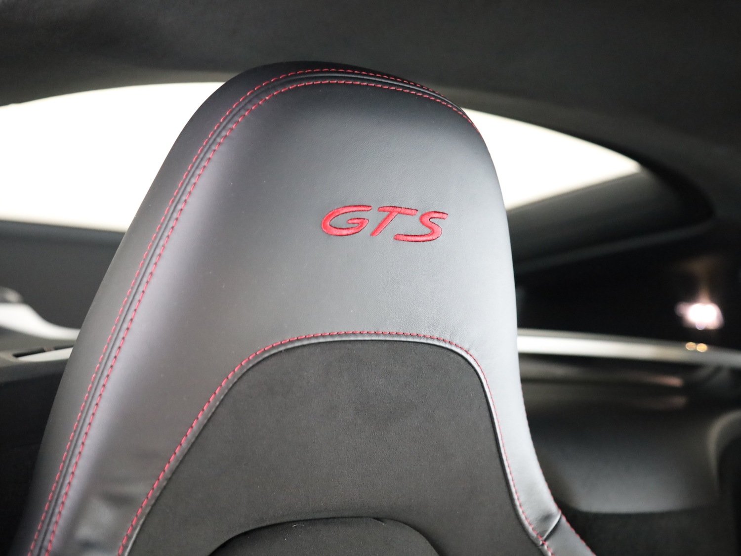 Used Porsche 718 Cayman 2022 for sale - 76604217: Photo 27