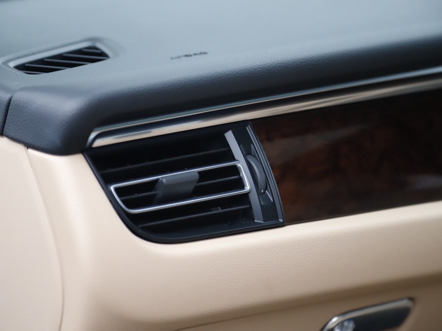 Used Porsche Macan 2024 for sale - 77172407: Photo 24