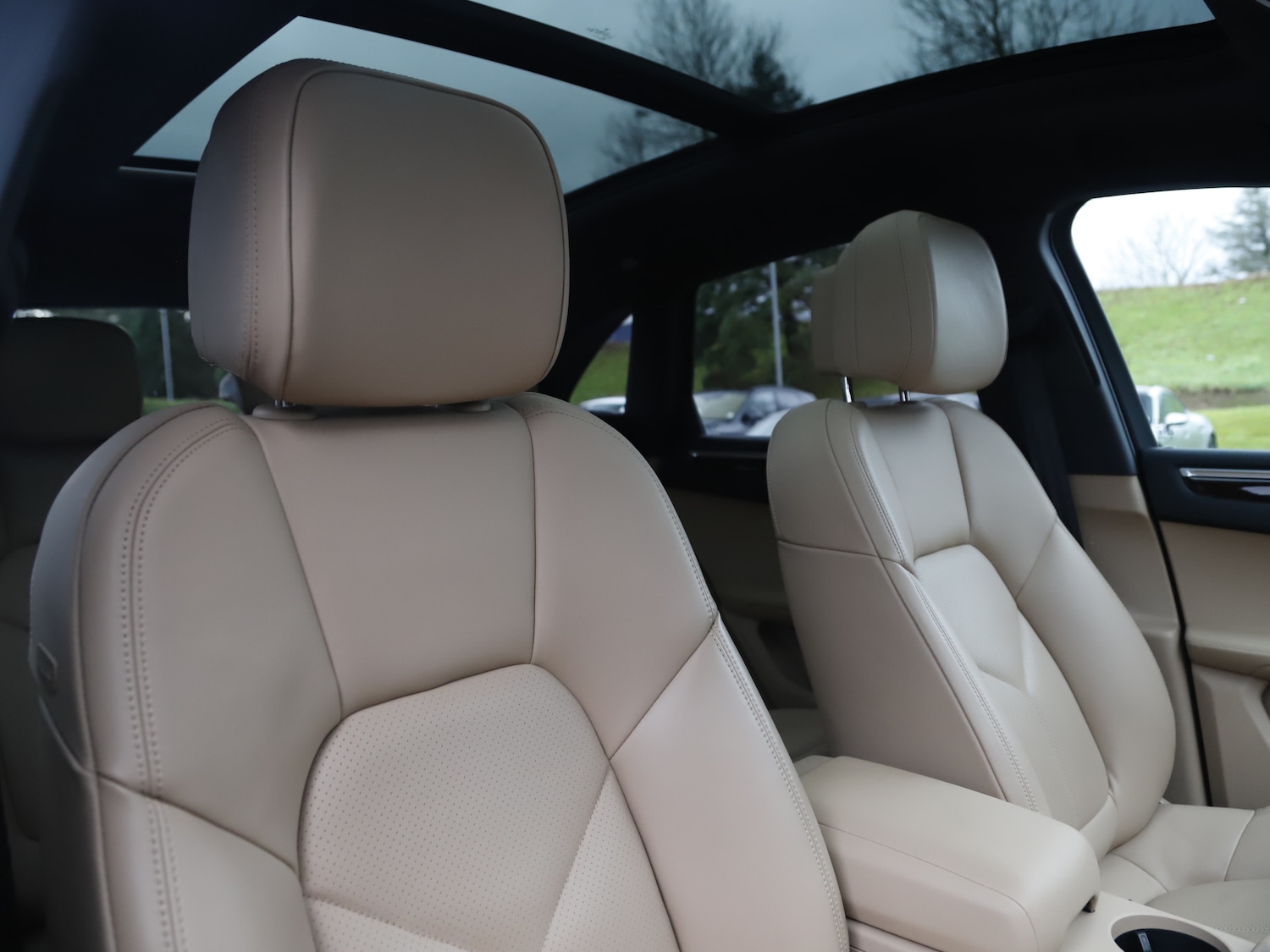 Used Porsche Macan 2024 for sale - 77172407: Photo 30