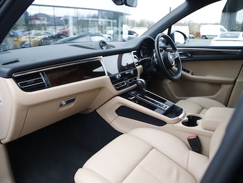 Used Porsche Macan 2024 for sale - 77172407: Photo