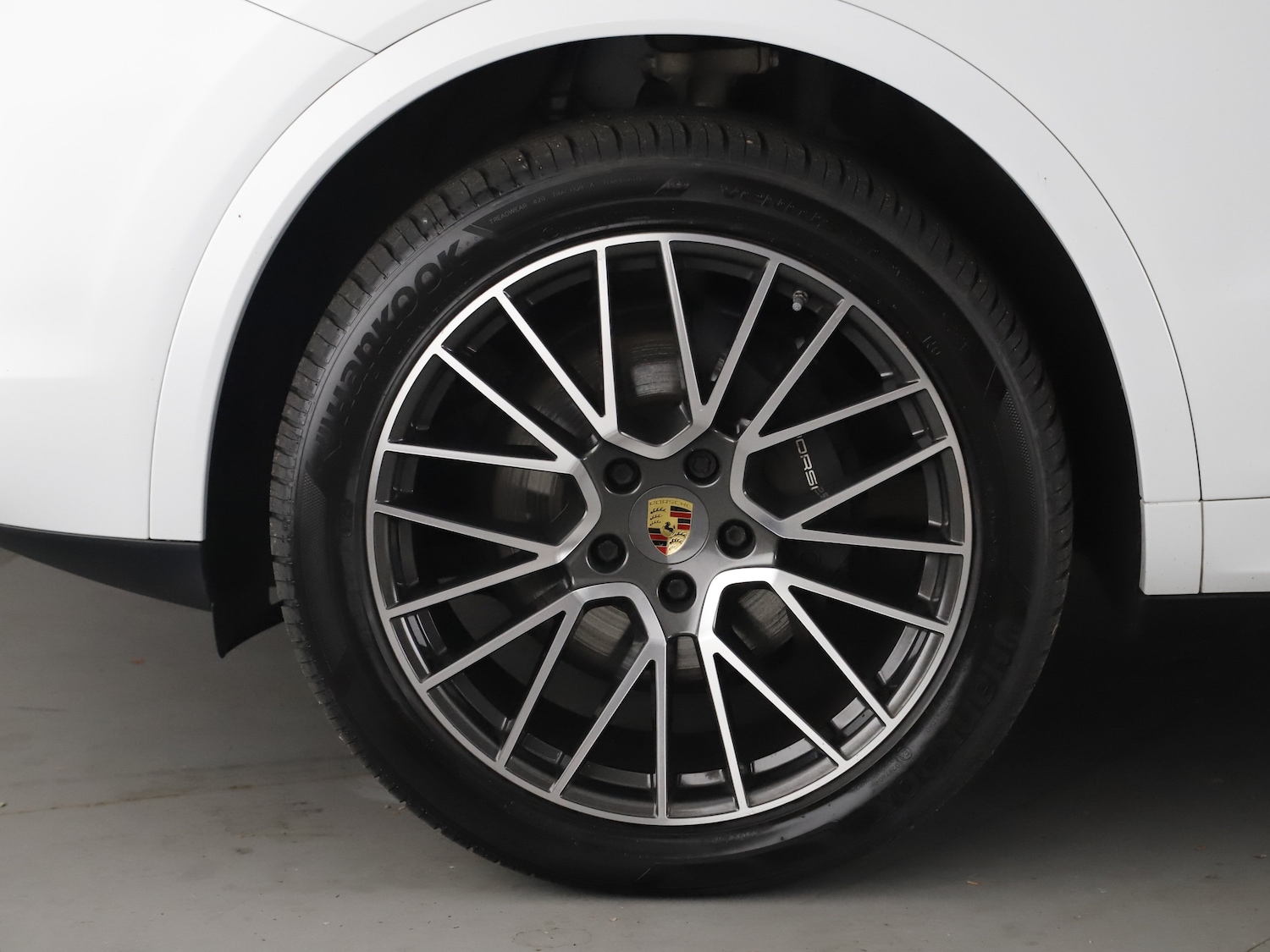 Used Porsche Cayenne 2022 for sale - 77226231: Photo 3