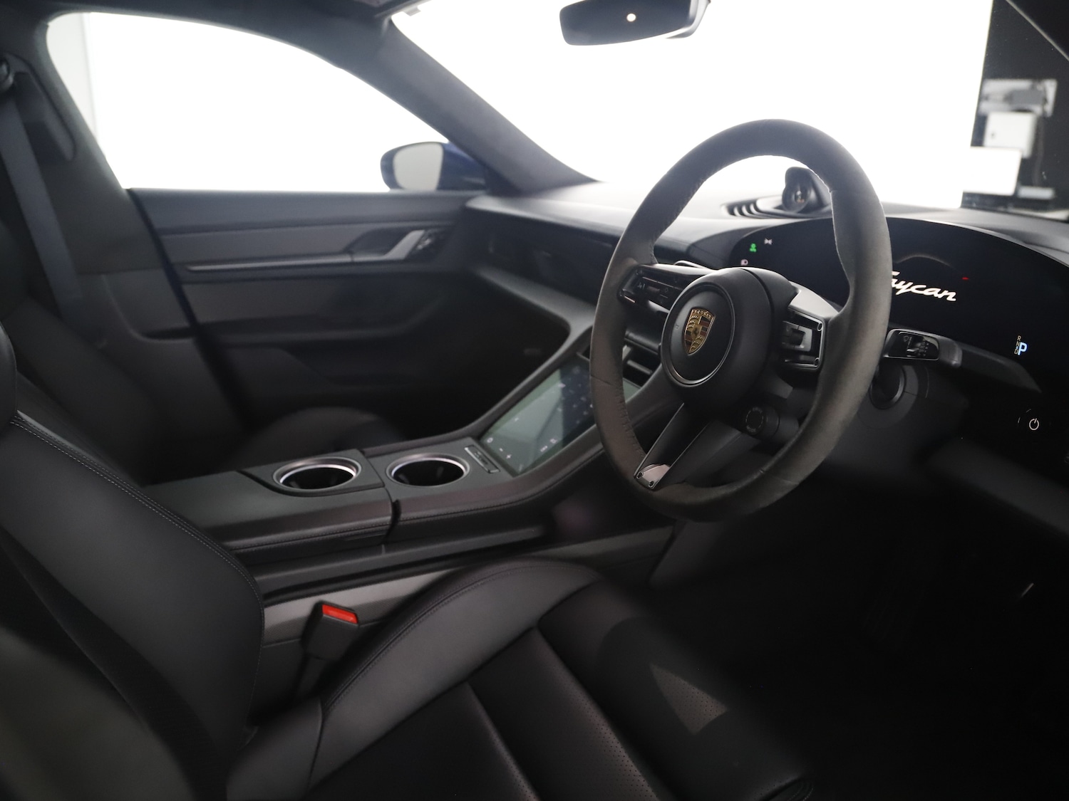 Used Porsche Taycan 2021 for sale - 76303445: Photo 14