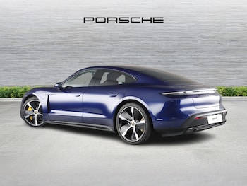 Used Porsche Taycan 2021 for sale - 76303445: Photo