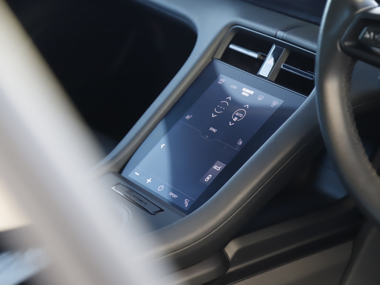 Used Porsche Taycan 2022 for sale - 77106781: Photo 11