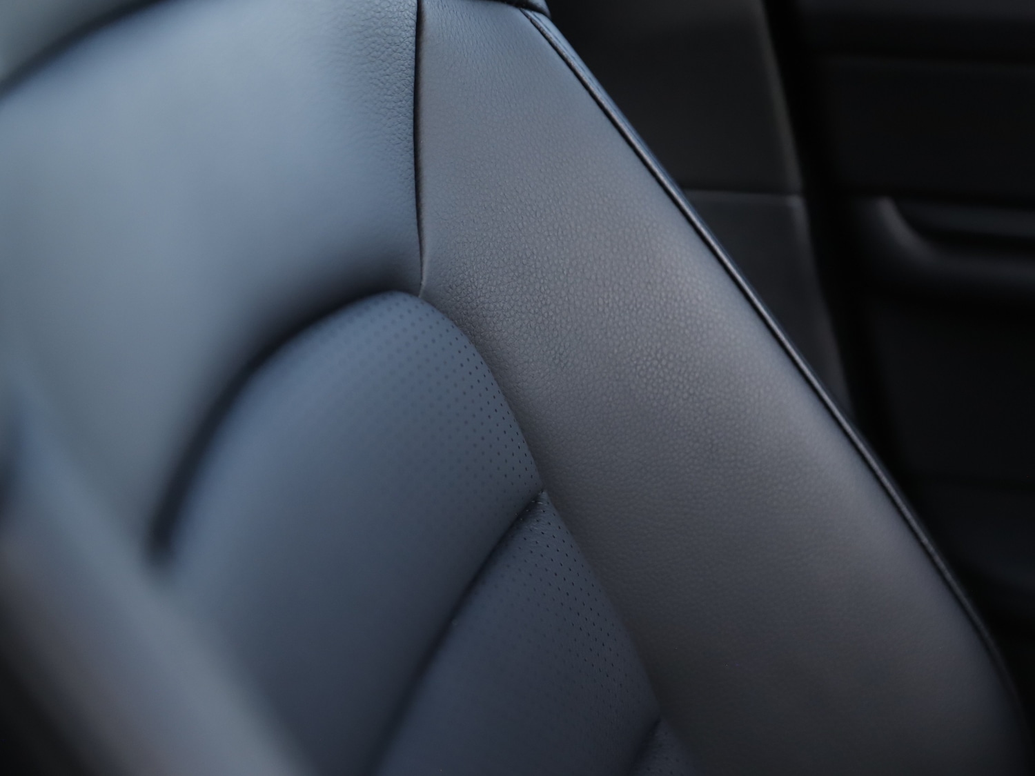 Used Porsche Taycan 2022 for sale - 77106781: Photo 23