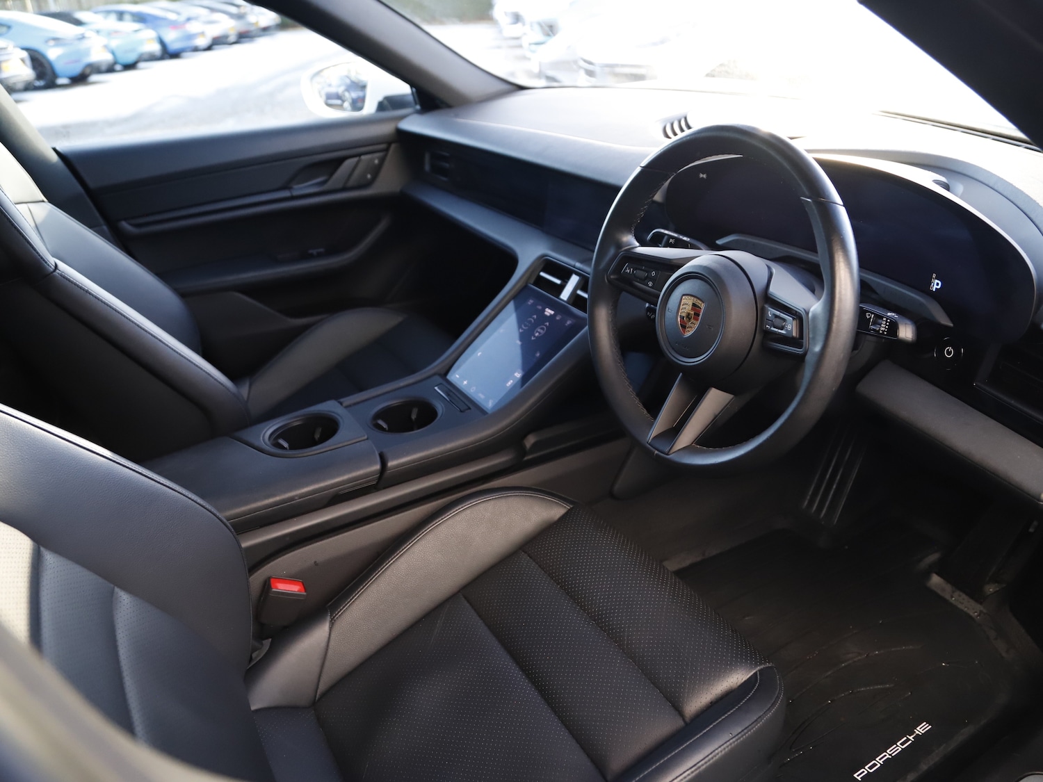 Used Porsche Taycan 2022 for sale - 77106781: Photo 28