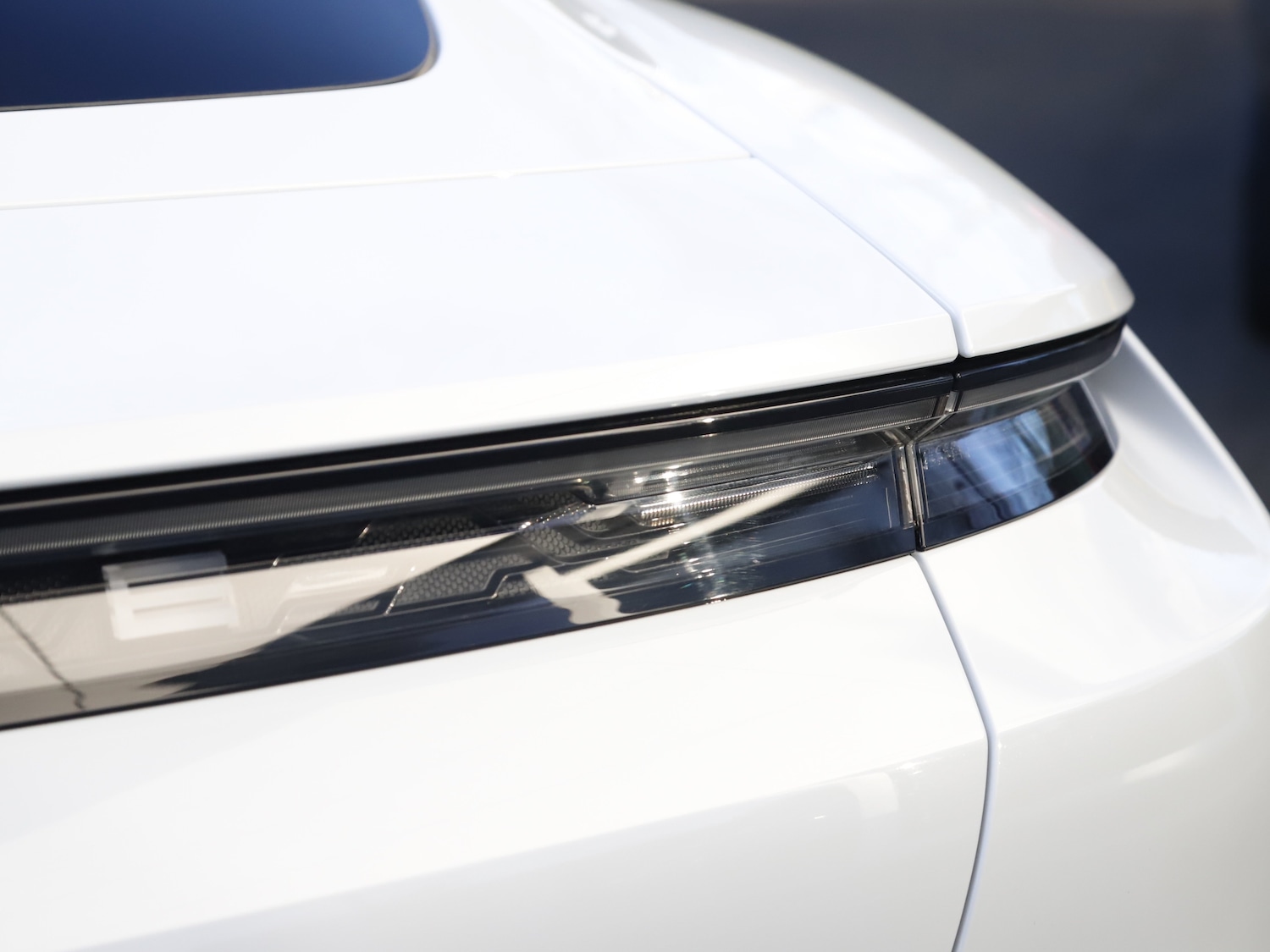 Used Porsche Taycan 2022 for sale - 77106781: Photo 37