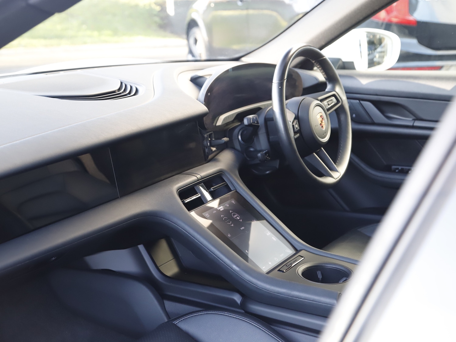 Used Porsche Taycan 2022 for sale - 77106781: Photo 38