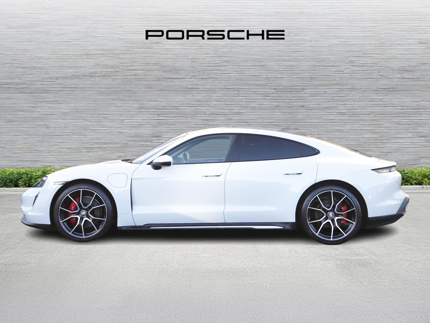 Used Porsche Taycan 2022 for sale - 77106781: Photo 6