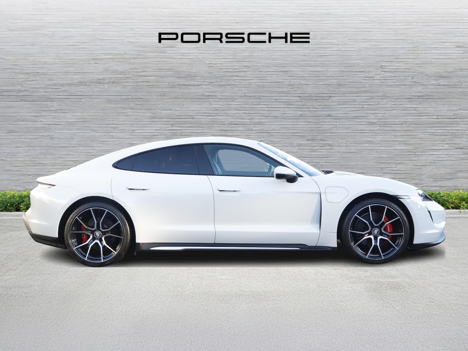 Used Porsche Taycan 2022 for sale - 77106781: Photo 9