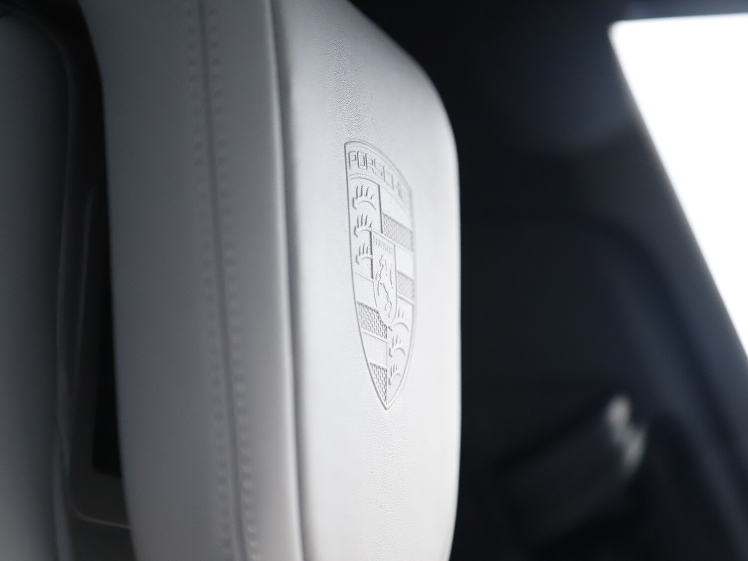 Used Porsche Macan 2025 for sale - 76723992: Photo 18