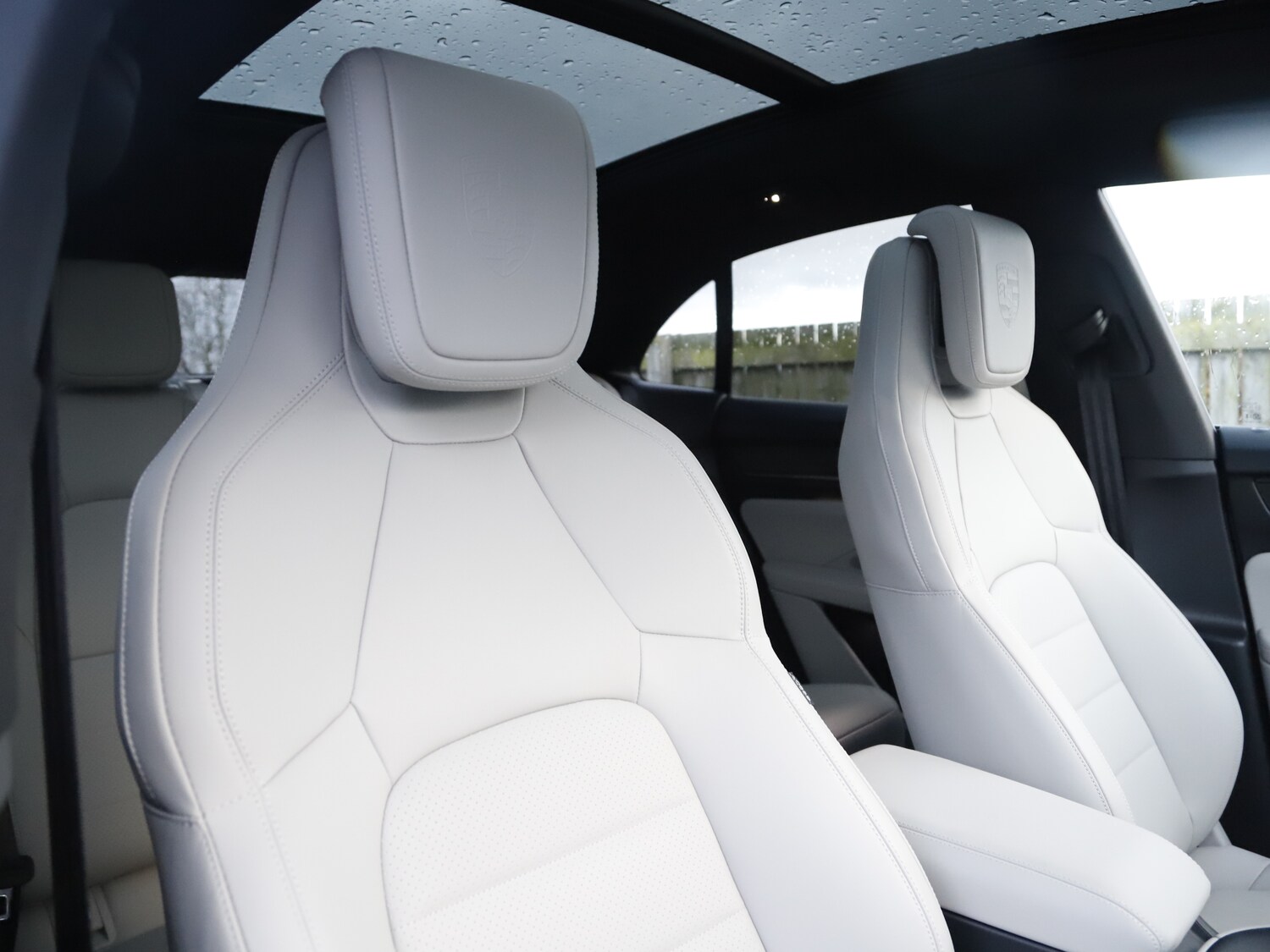 Used Porsche Macan 2025 for sale - 76723992: Photo 35