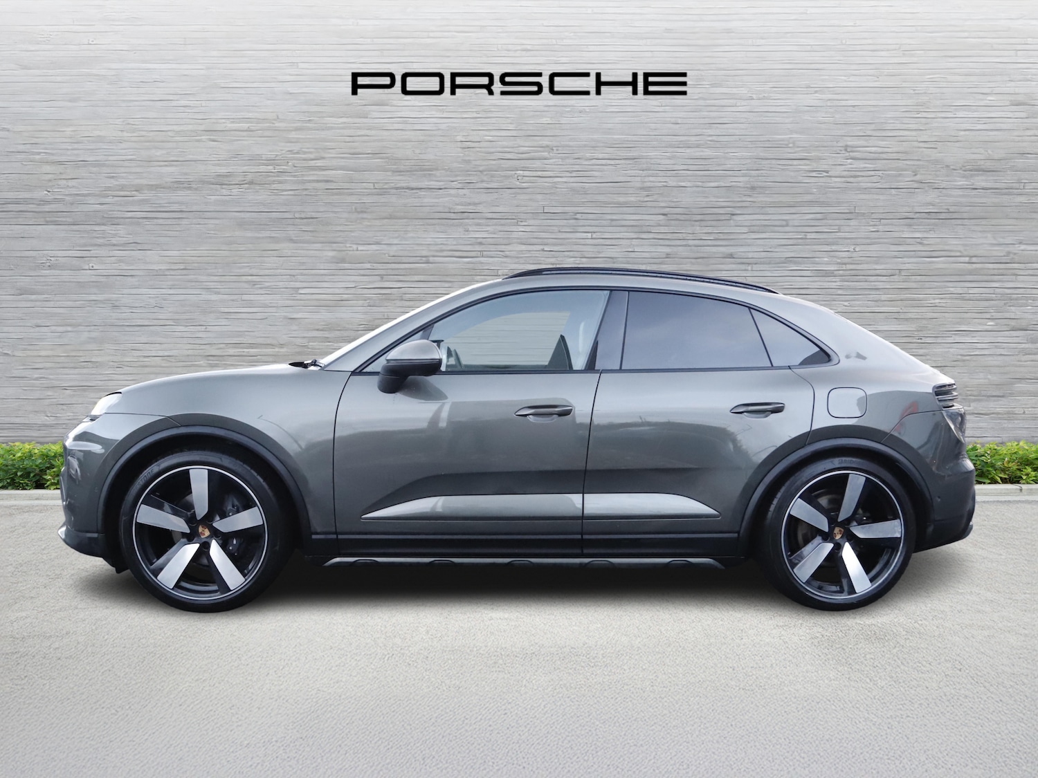 Used Porsche Macan 2025 for sale - 76723992: Photo 6