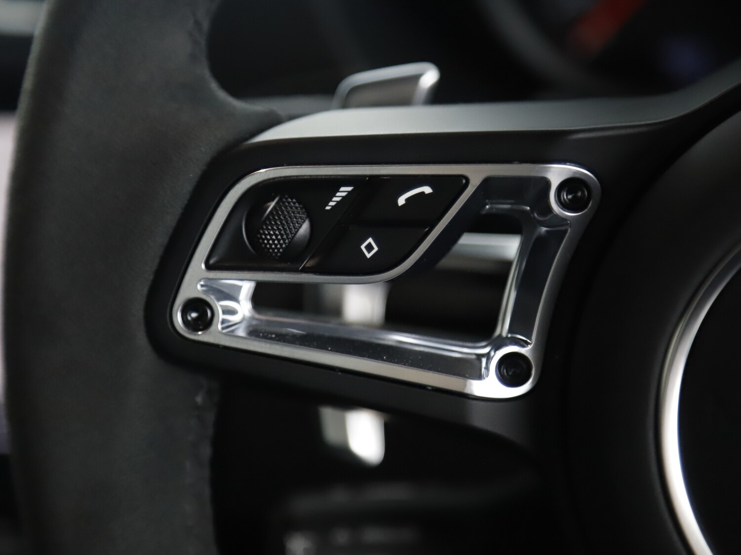 Used Porsche 718 Cayman 2024 for sale - 76303446: Photo 13