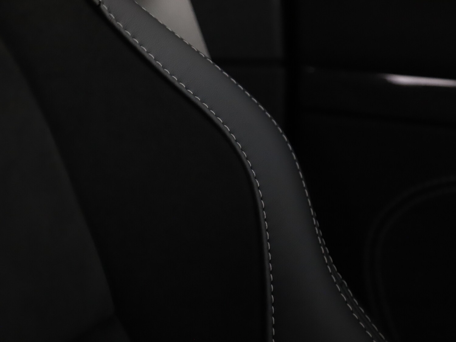 Used Porsche 718 Cayman 2024 for sale - 76303446: Photo 17