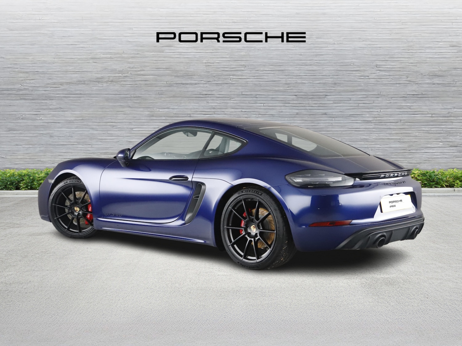 Used Porsche 718 Cayman 2024 for sale - 76303446: Photo 2