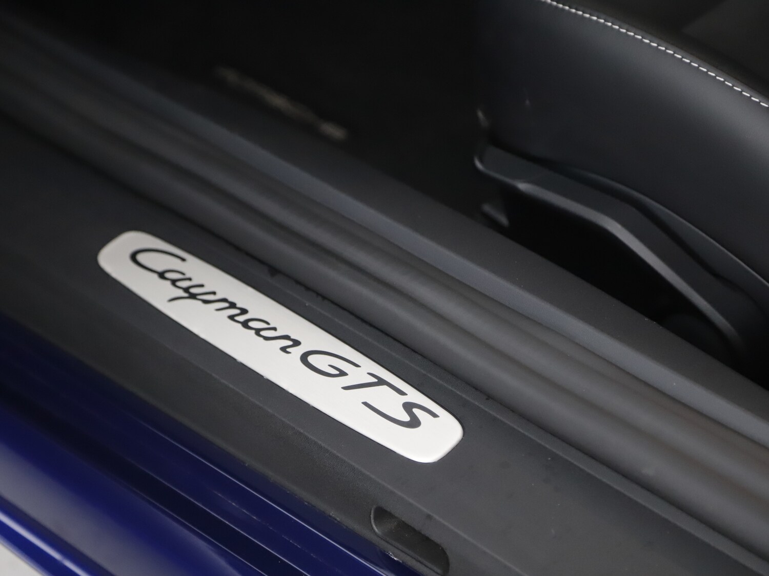 Used Porsche 718 Cayman 2024 for sale - 76303446: Photo 20