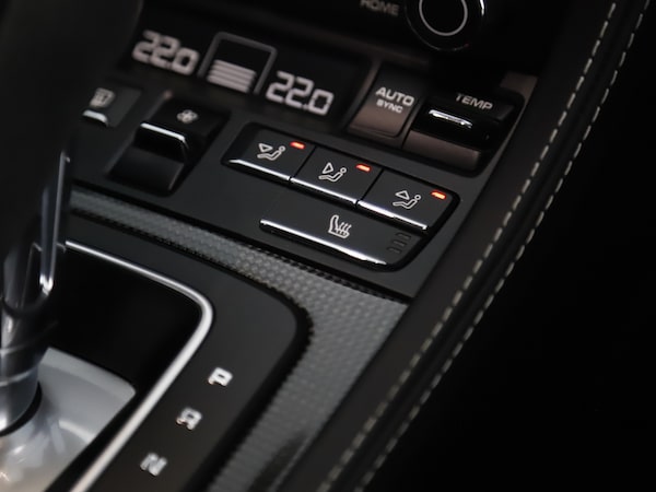 Used Porsche 718 Cayman 2024 for sale - 76303446: Photo 28