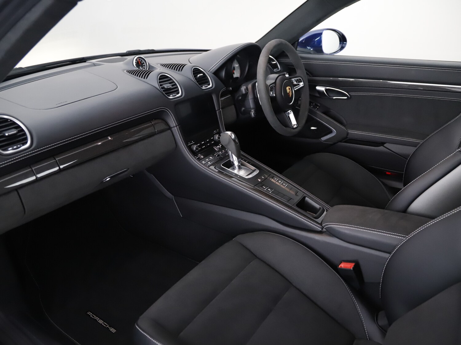 Used Porsche 718 Cayman 2024 for sale - 76303446: Photo 3