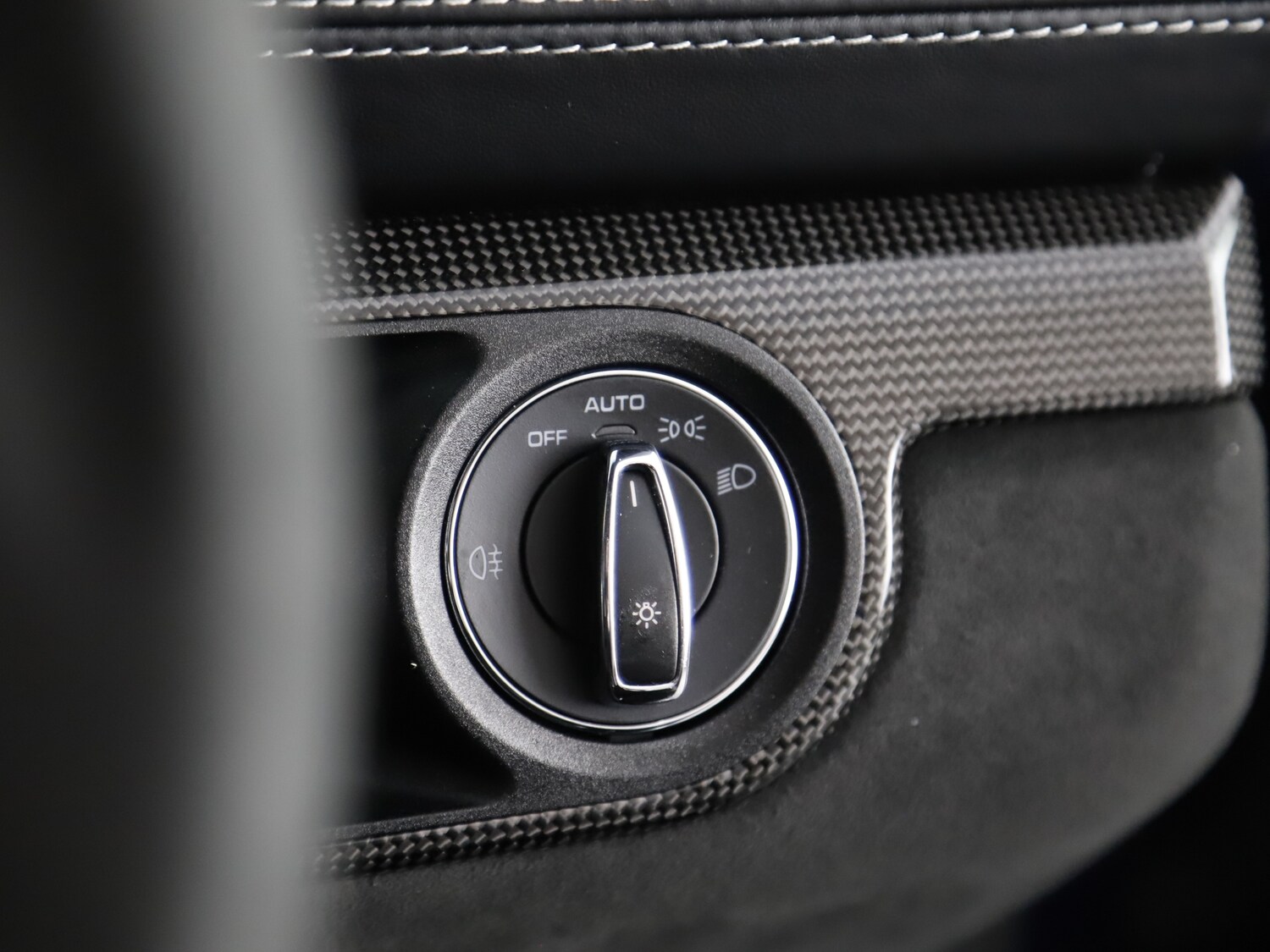 Used Porsche 718 Cayman 2024 for sale - 76303446: Photo 45