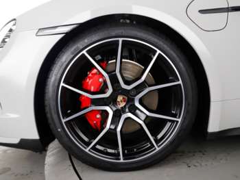 Used Porsche Taycan 2025 for sale - 74606257: Photo