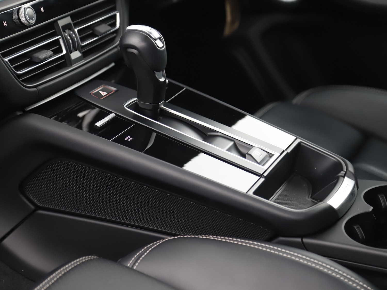 Used Porsche Macan 2022 for sale - 77533746: Photo 17