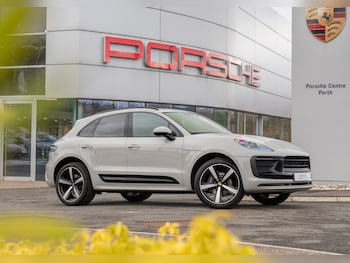 Used Porsche Macan 2024 for sale - 77533746: Photo