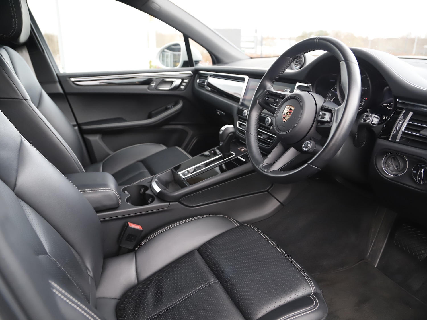 Used Porsche Macan 2022 for sale - 77533746: Photo 26