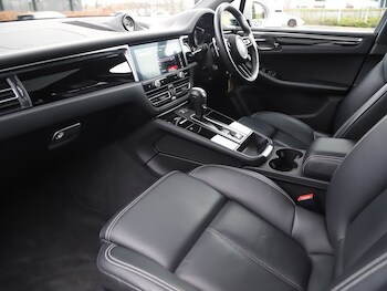Used Porsche Macan 2024 for sale - 77533746: Photo