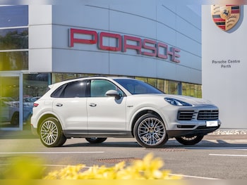 Used Porsche Cayenne 2023 for sale - 78457560: Photo