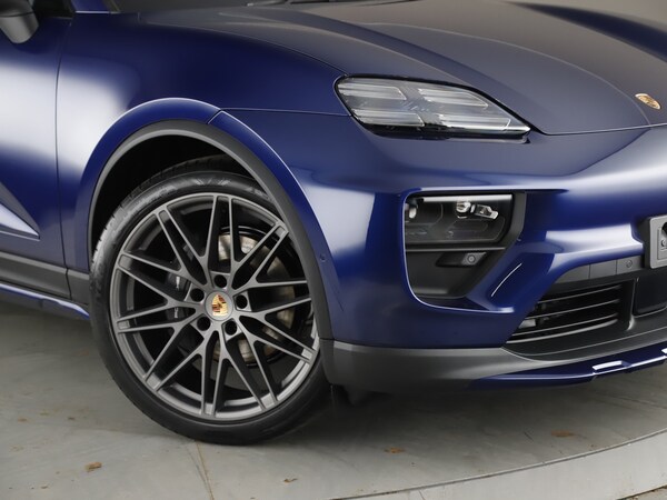 Used Porsche Macan 2025 for sale - 75122870: Photo 16