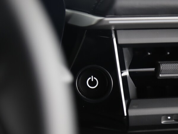 Used Porsche Macan 2025 for sale - 75122870: Photo 17