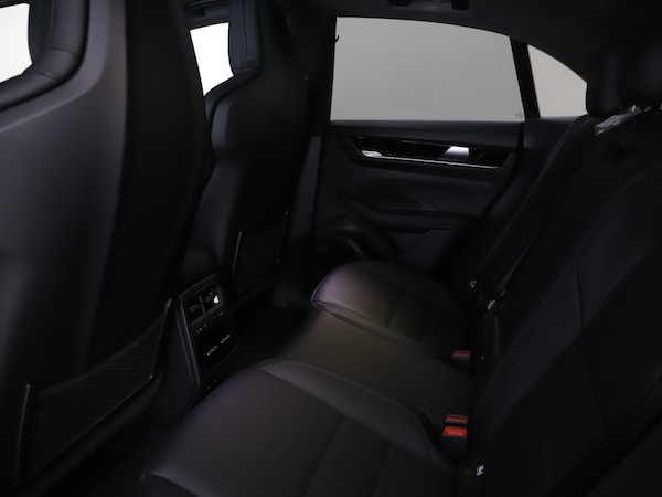 Used Porsche Macan 2025 for sale - 75122870: Photo 18