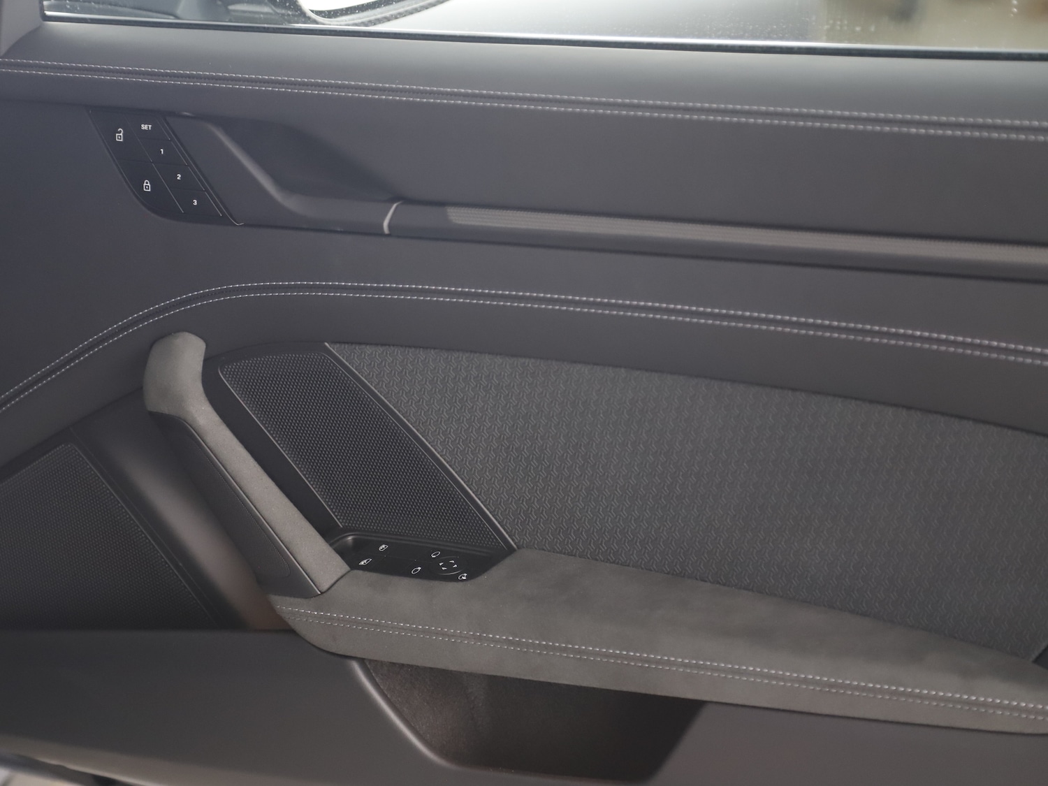 Used Porsche 911 2025 for sale - 76653777: Photo 34