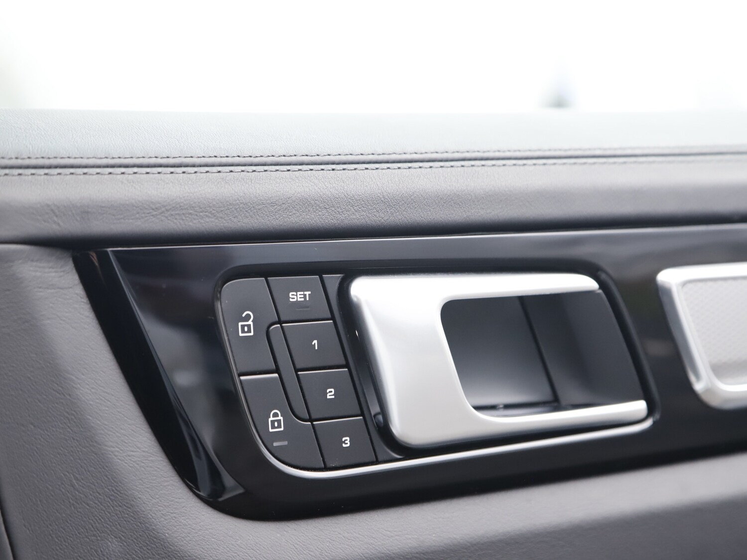 Used Porsche Cayenne 2023 for sale - 77582589: Photo 10