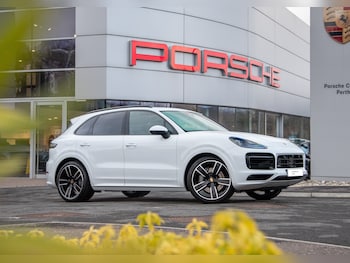 Used Porsche Cayenne 2023 for sale - 77582589: Photo