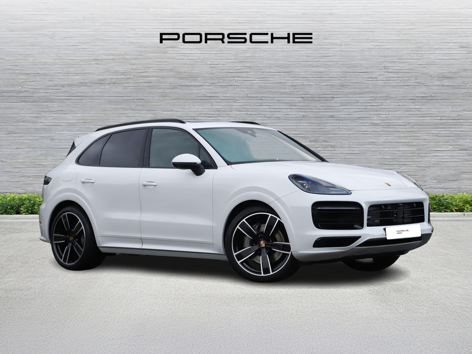 Used Porsche Cayenne 2023 for sale - 77582589: Photo 2