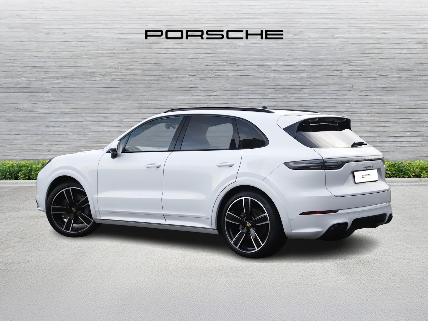 Used Porsche Cayenne 2023 for sale - 77582589: Photo 3